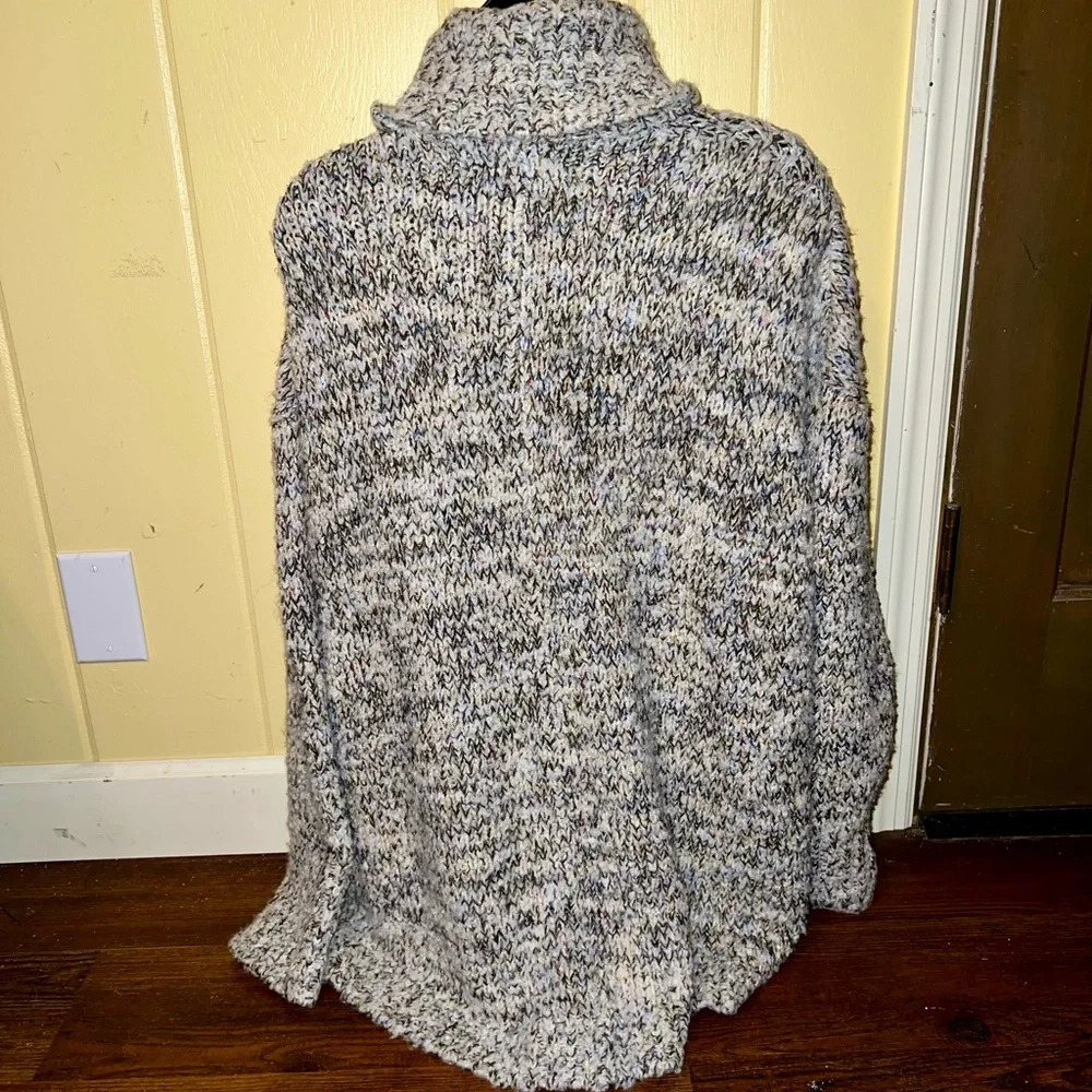 Lou & Grey LOFT Oversized Cowl Neck Chunky Acrylic Gray, Cream Sweater Size M/L - Picture 4 of 14